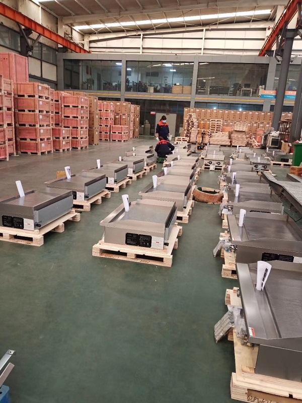 Heavy Equipment In Kitchen - Plancha Comercial de 36 Pulgadas con
